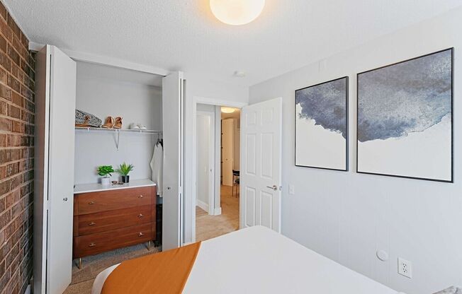 EMR Apartments