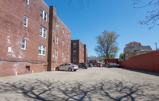 Folcroft Courts Apartments