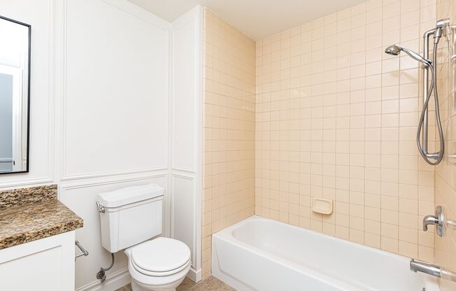 2 beds, 2 baths, $3,288