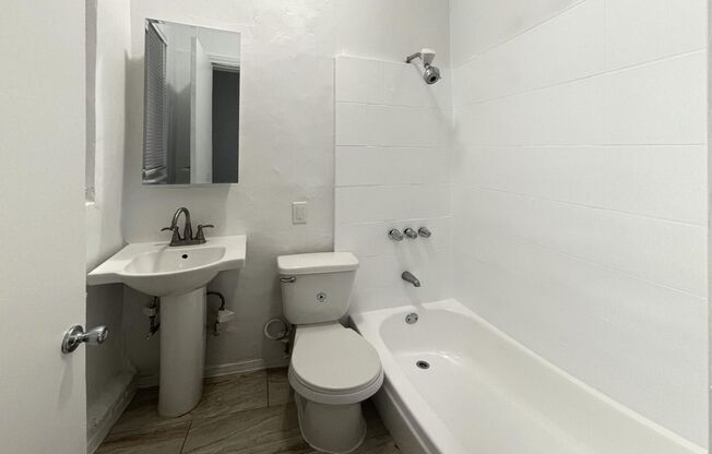 Burlington Apts...NY Style Charm...Upgrade Apartments Available! CALL NOW!