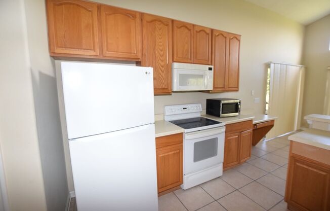 3 beds, 2 baths, $2,350