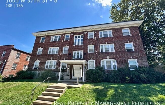 1605 W 37 ST