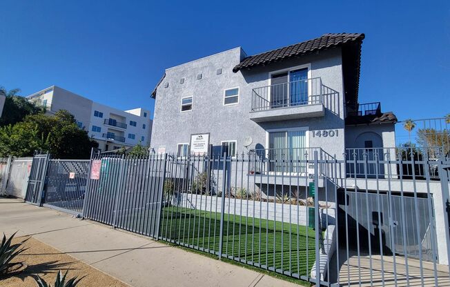 14801 DELANO ST.