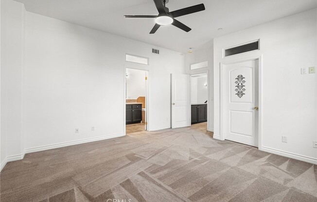 10235 INDEPENDENCE AVE