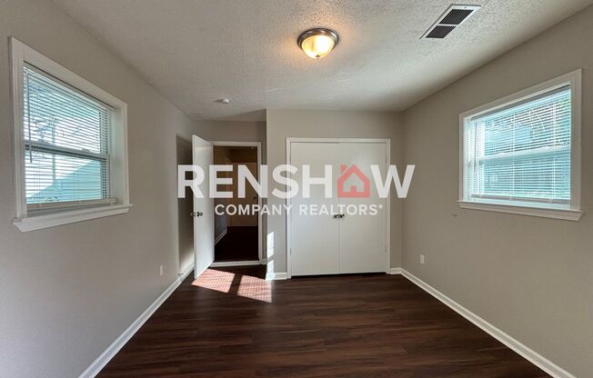 2 beds, 1 bath, $1,095