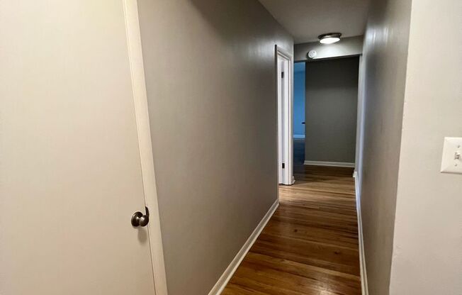 1 bed, 1 bath, 609 sqft, $1,425, Unit 410