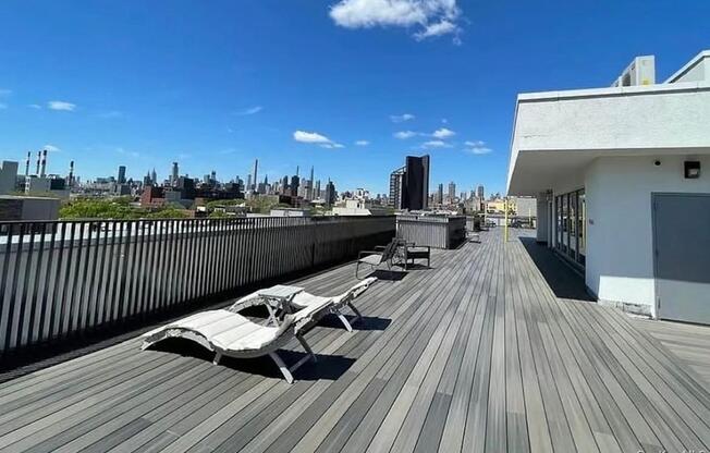 1433 31 AVE