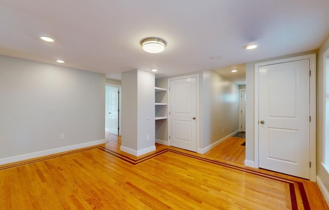 27 DELL AVE