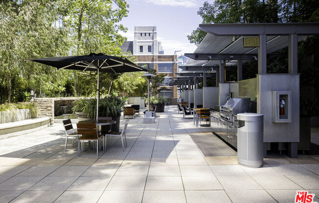 1 bed, 2 baths, 1,200 sqft, $3,495, Unit 716