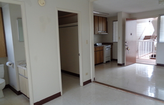 1 bed, 1 bath, $1,400, Unit 204