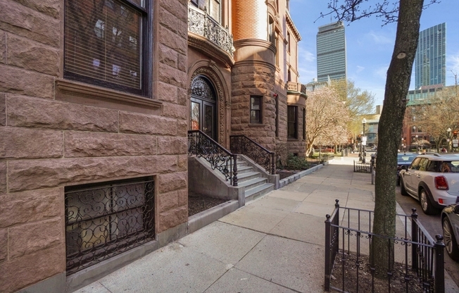 17 Gloucester St 3