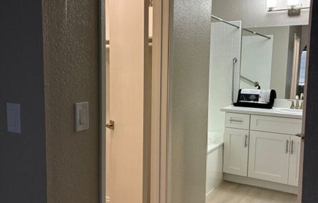 1 bed, 1 bath, 720 sqft, $1,399, Unit CA 1330-102
