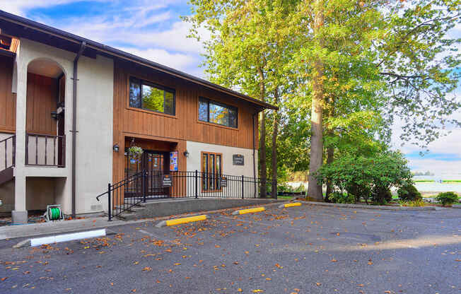 Milton Apartments - Autumn Village Apartments - exterior