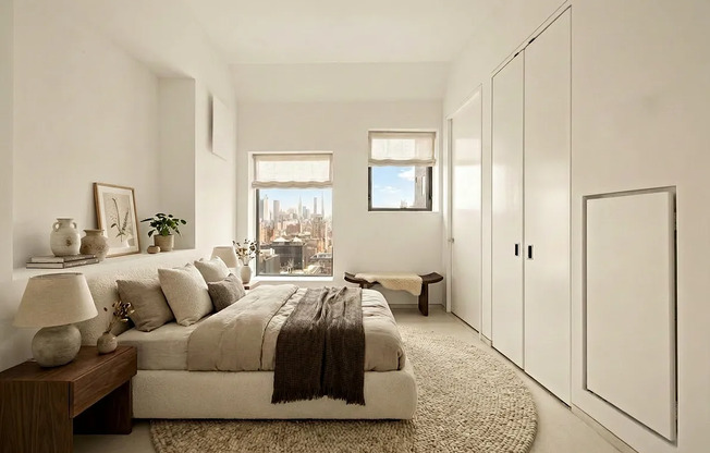 100 11 AVE