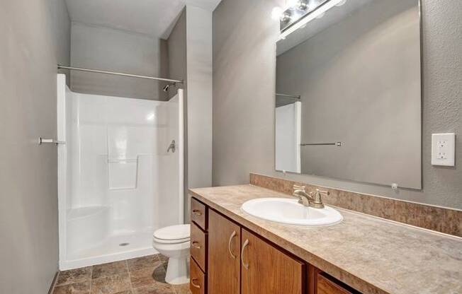 Bathroom with Walk-In Shower | Tualatin Oregon Apartments | River Ridge