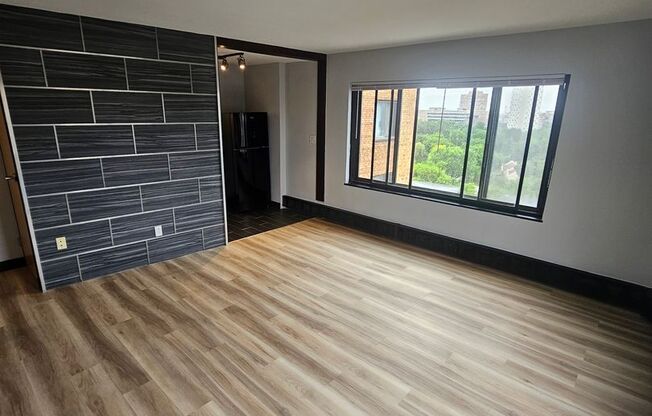 Studio, 1 bath, 336 sqft, $1,045, Unit 316-802