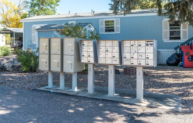 Welcome to Lazy Days Mobile Home Village!