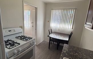 7821 Linda Vista Road