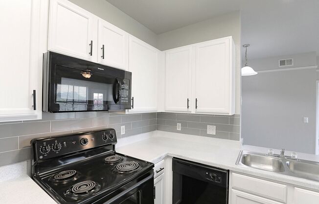 2 beds, 2 baths, 950 sqft, $1,236