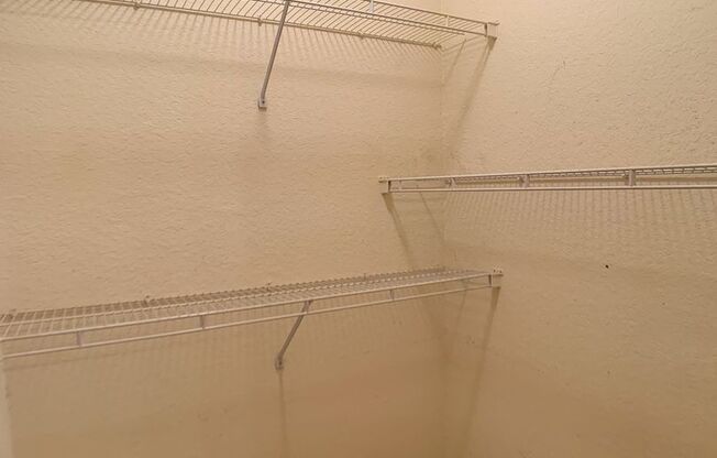 2 beds, 2 baths, $1,850, Unit Unit 240