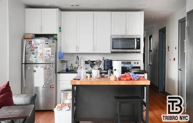 181 GREENPOINT AVE