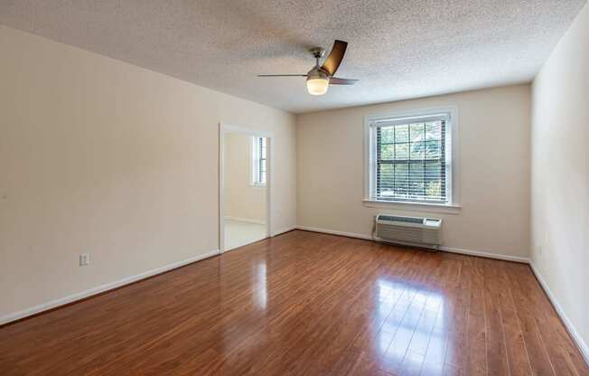 Glossy Hardwood Floors at Connecticut Plaza Apartments, 2901 Connecticut AVE NW, DC.