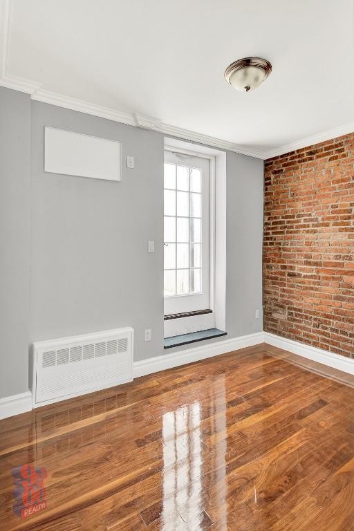 1590 Lexington Ave