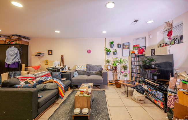 3415 BROWN ST NW