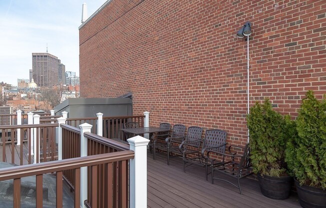 82 CHESTNUT ST