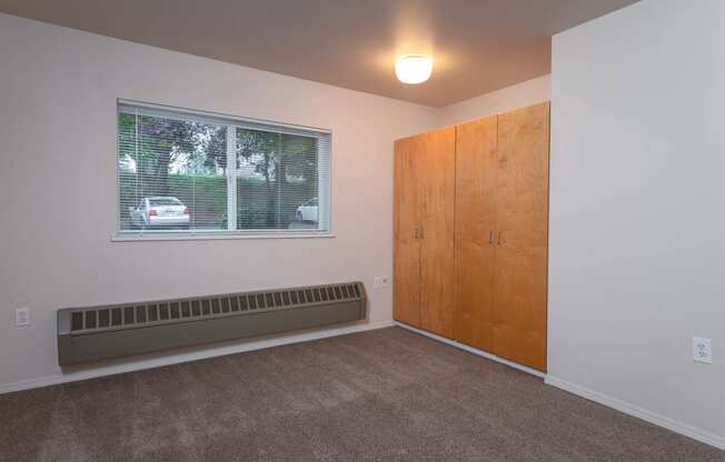 The Montavilla | Maple 2x1 Flat Bedroom