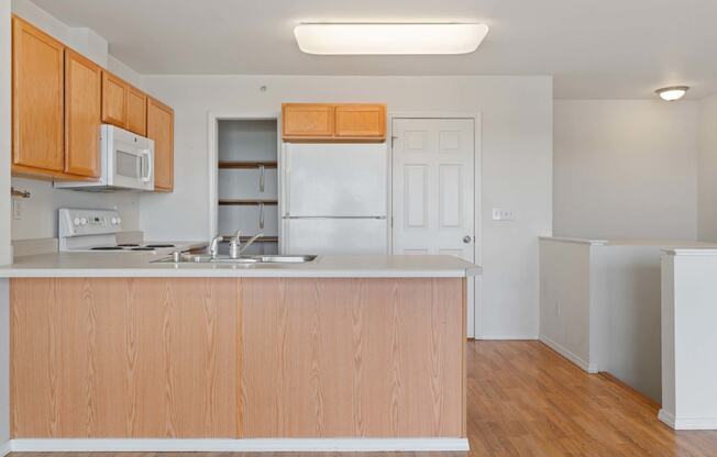 Kitchen at ReNew Bayshore Townhomes, Anchorage