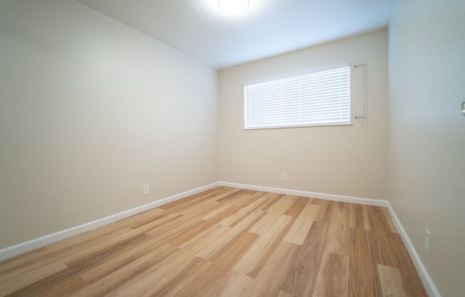 274 40th Street Way