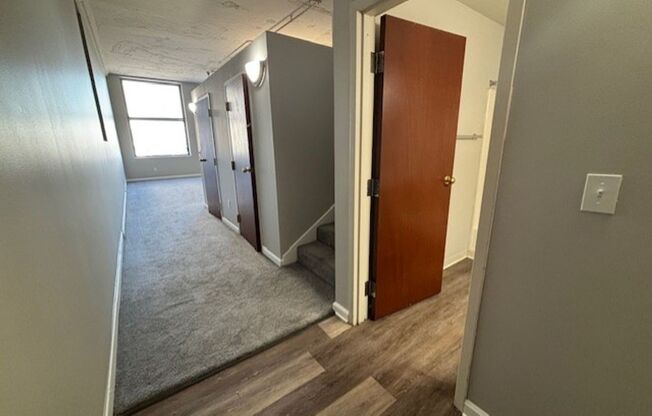 1 bed, 1 bath, 670 sqft, $1,199, Unit 703