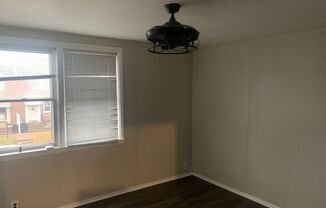 3 beds, 1 bath, $1,600