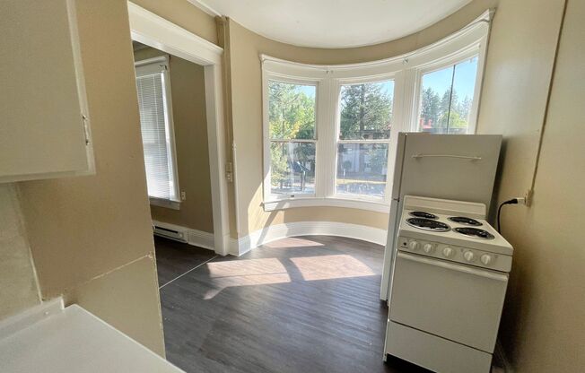 Studio, 1 bath, 339 sqft, $795, Unit 2
