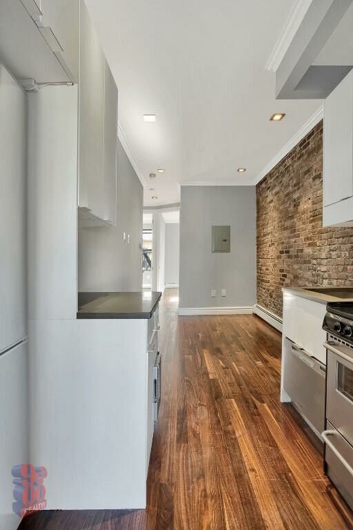 124 Ridge St