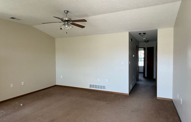 610 Grainfield st Manhattan, KS 66502