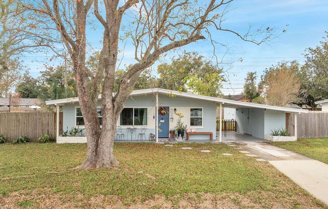 Cozy Remodeled 3/2 in North Orlando! Available Jan. 2025!