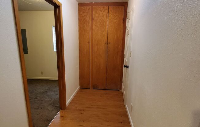 2 beds, 1 bath, $1,650