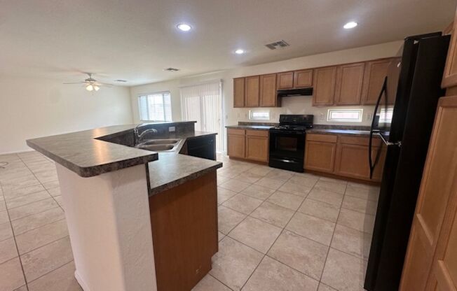 3 beds, 2.5 baths, $1,995