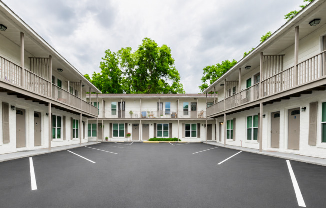 Palmetto Square Apartments