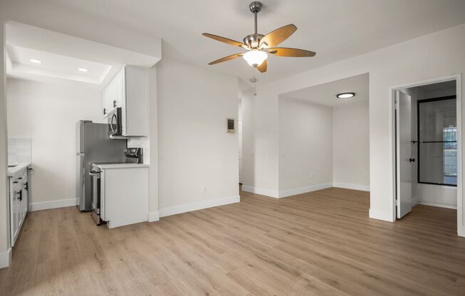 Studio, 1 bath, 400 sqft, $1,925, Unit 1