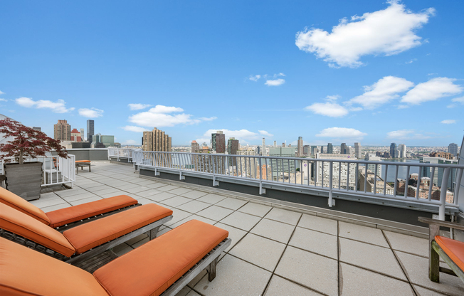 200 E 32nd Street