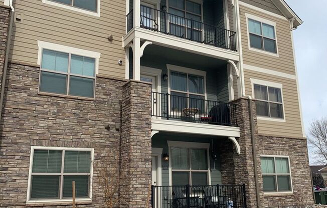Beautiful 3 Bedroom, 2 Bath Condo Located in the Flats at Centerra in Loveland!