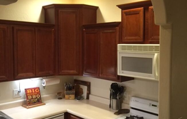 wonderful 3 bedroom townhome with a great location!