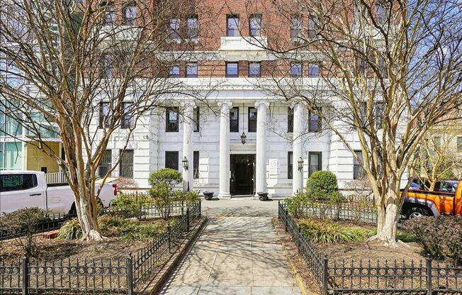 2 beds, 1 bath, $2,833, Unit 1616 16th Street NW Unit 407