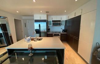 1900 N Bayshore Drive 2314