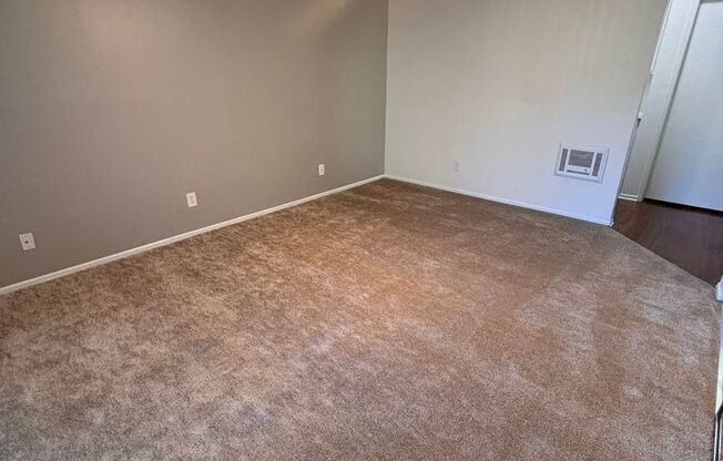 1 bed, 1 bath, 780 sqft, $2,375, Unit 101