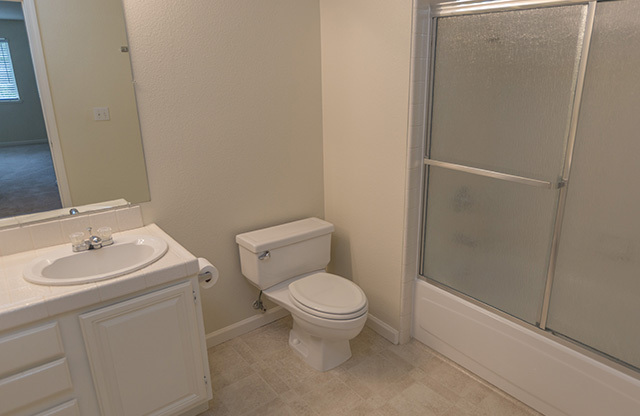 2 beds, 2 baths, $2,795