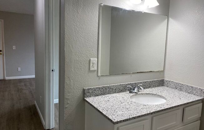 3 beds, 2 baths, 643 sqft, $2,450, Unit A103
